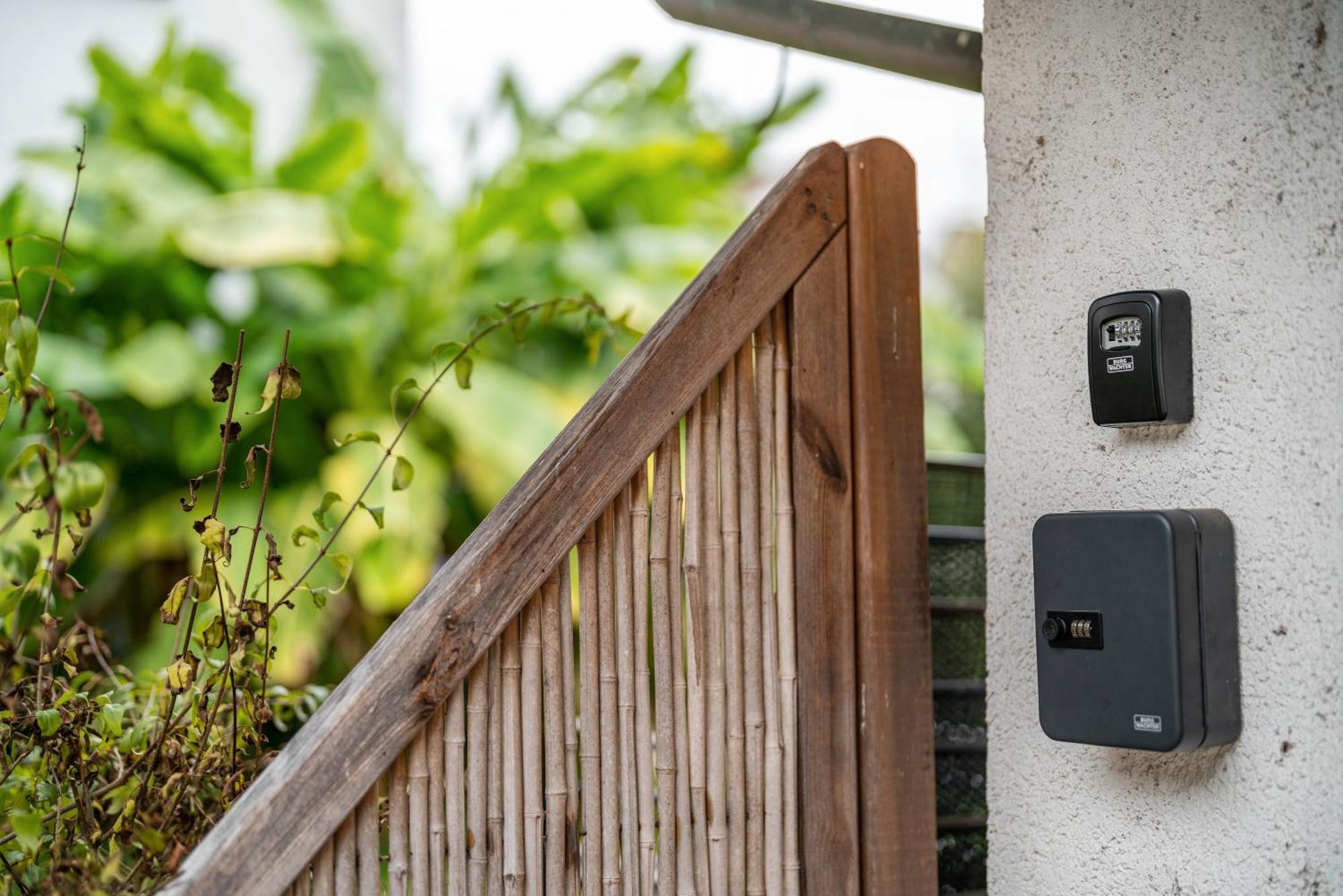 Ferienwohnung Burgblick ハウザッハ エクステリア 写真
