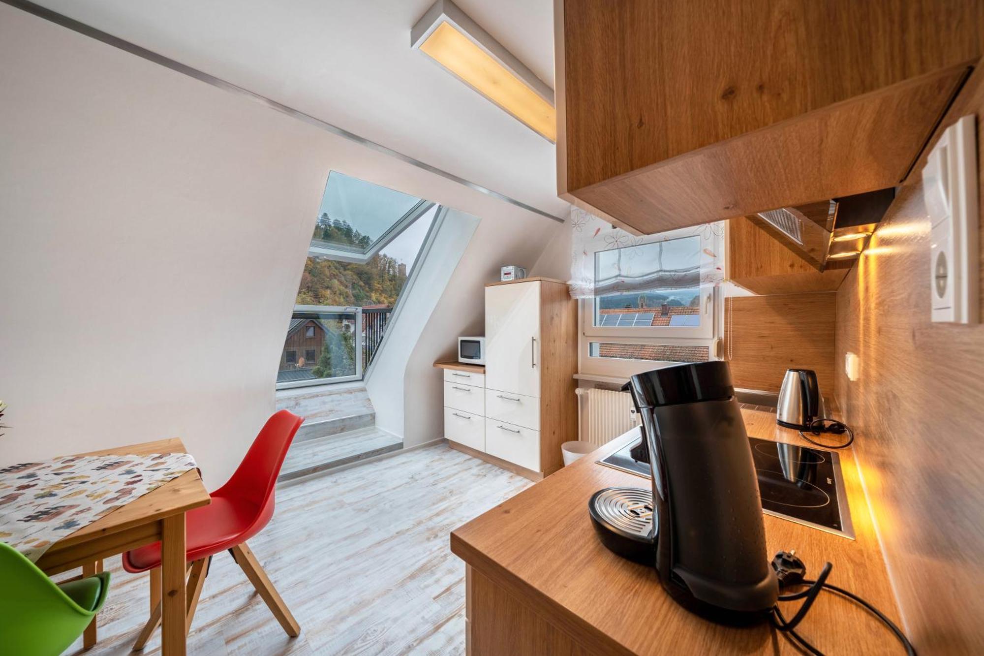 Ferienwohnung Burgblick ハウザッハ エクステリア 写真