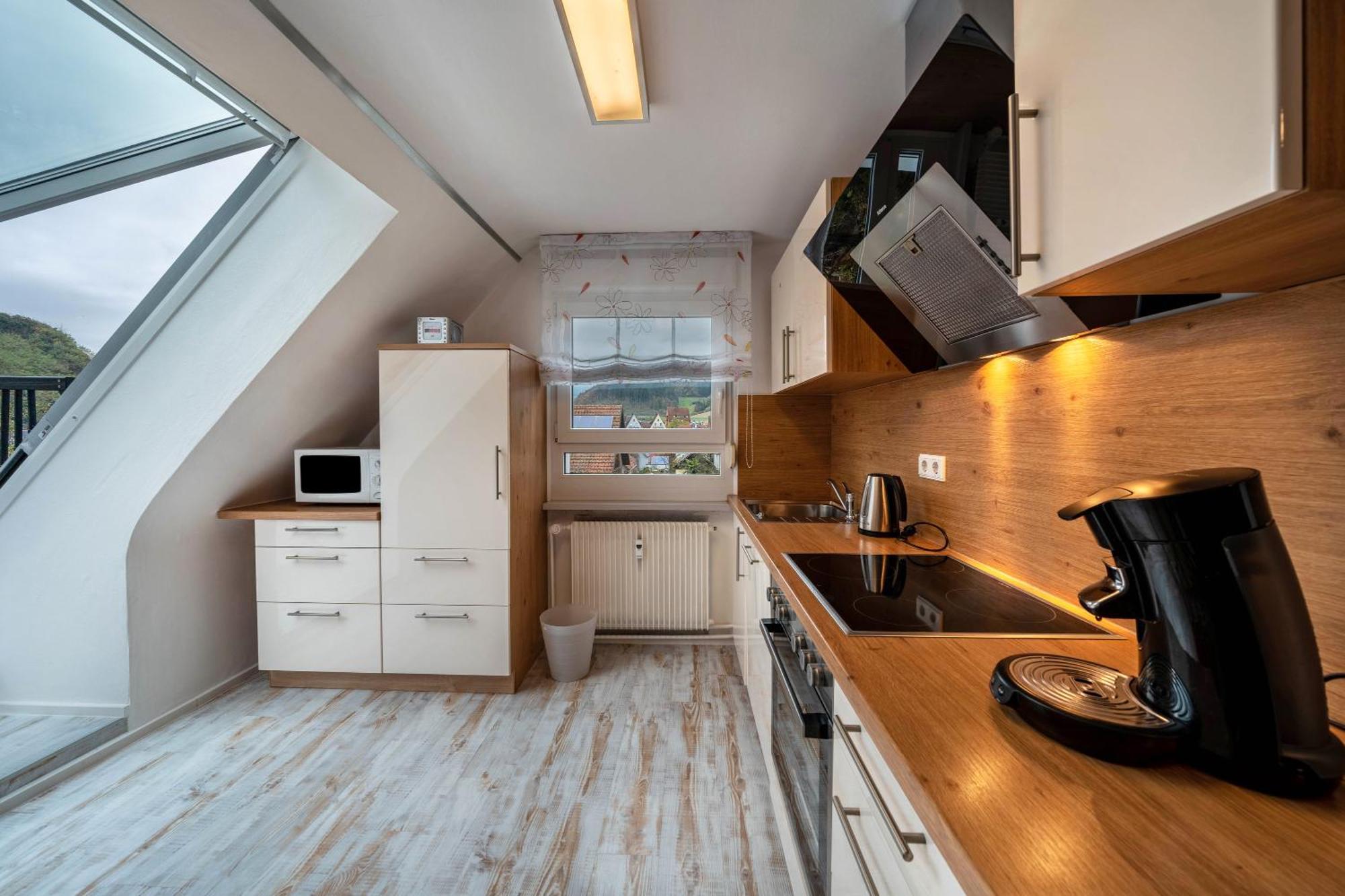 Ferienwohnung Burgblick ハウザッハ エクステリア 写真